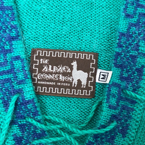 Alpaca poncho green - Picture 5 of 5